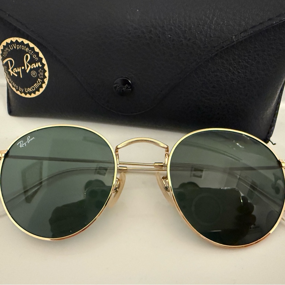 Ray-Ban RB 3447 Classic Gold Frame Sunglasses with Green Lenses